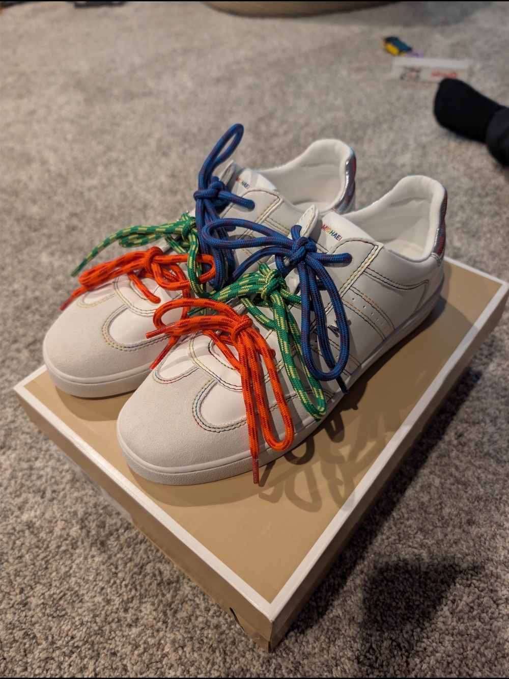 MICHAEL Michael Kors White Leather Rainbow Stitch Sneaker Colorful Laces NIB 8